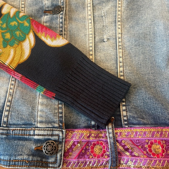 Desigual Denim Jacket with Vibrant Embroidery - Picture 6 of 14